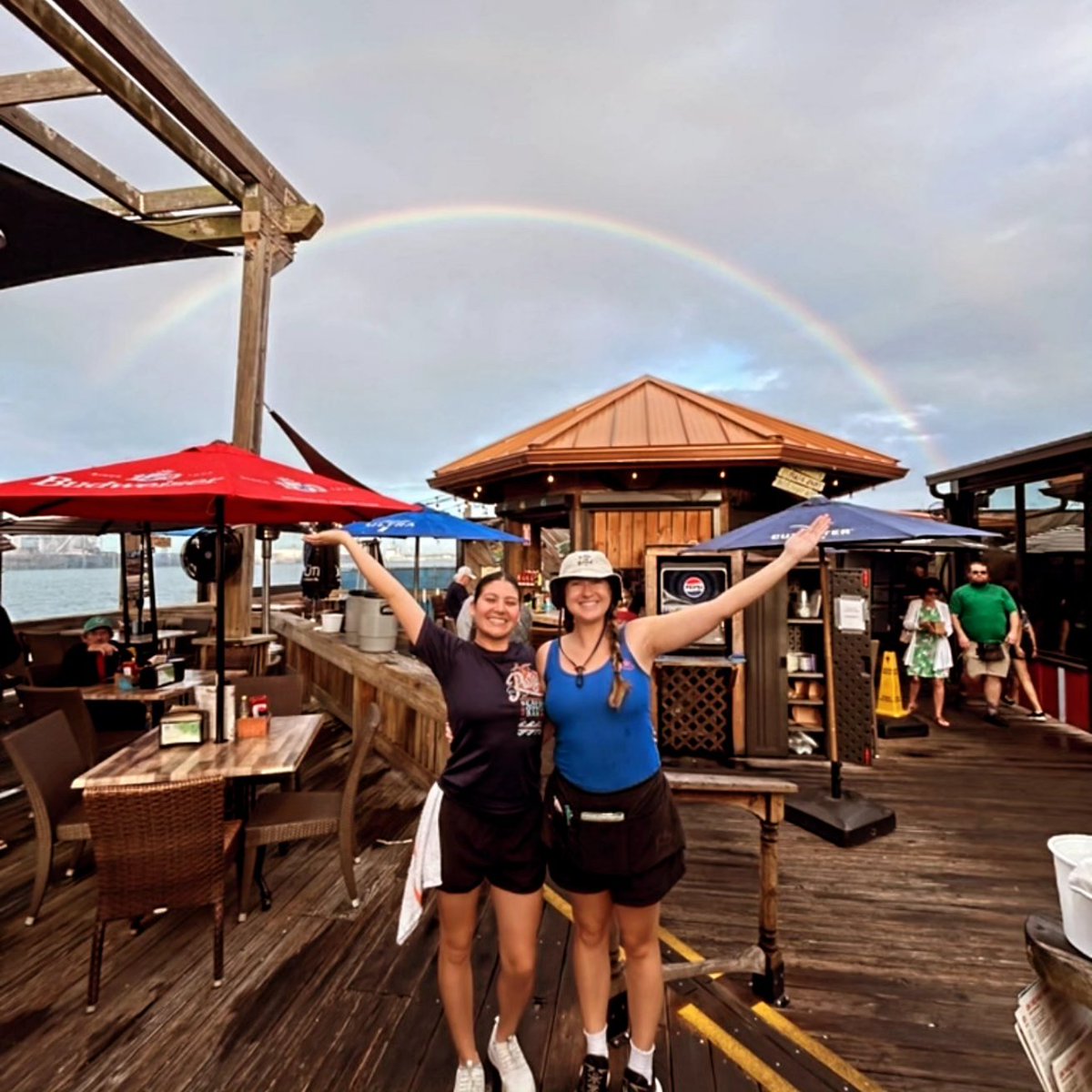 Rusty's Seafood & Oyster Bar tweet media