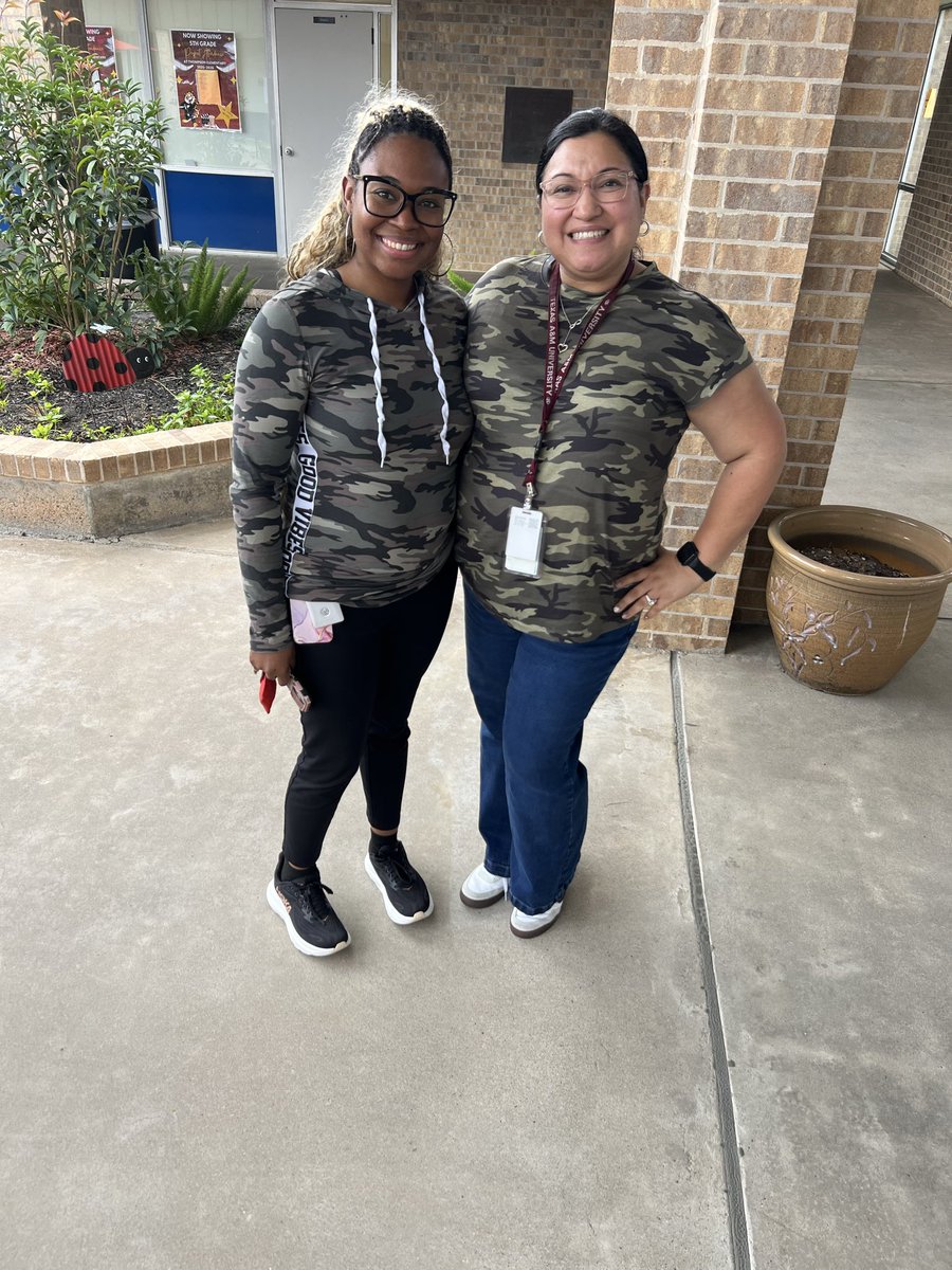 Thompson Elementary LMC tweet media