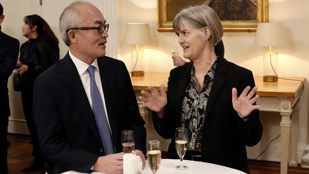 Julia Longbottom tweet media