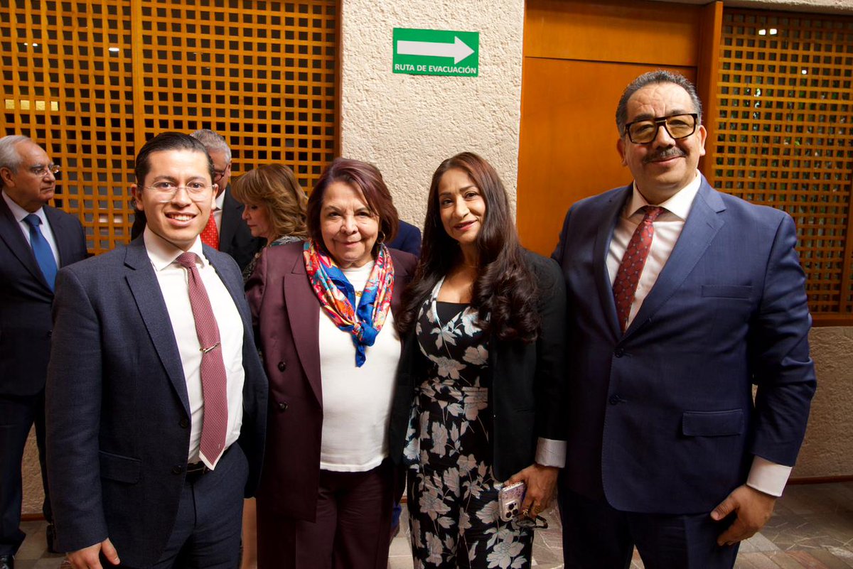 Celia Maya tweet media