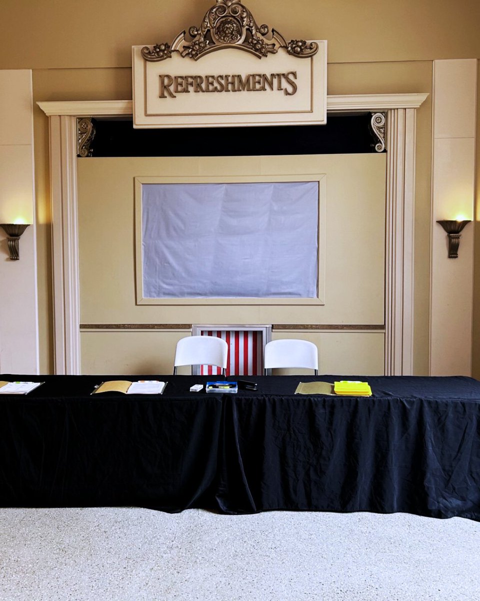 Six Flags St. Louis tweet media