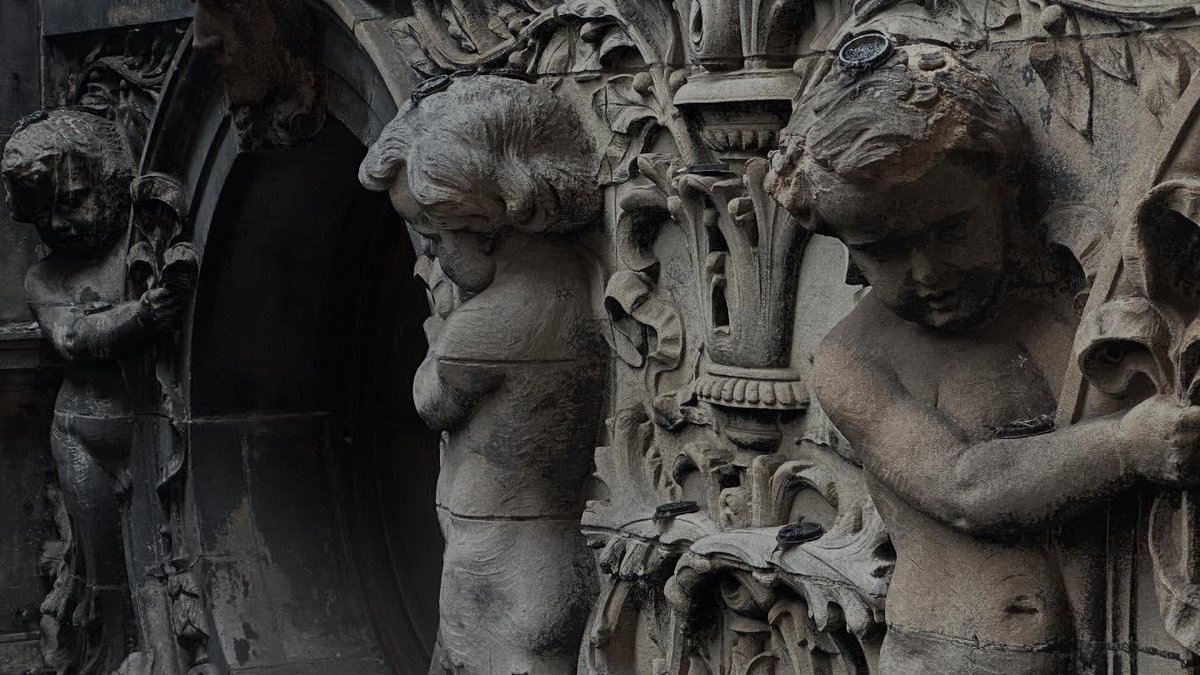 Mandevil tweet media