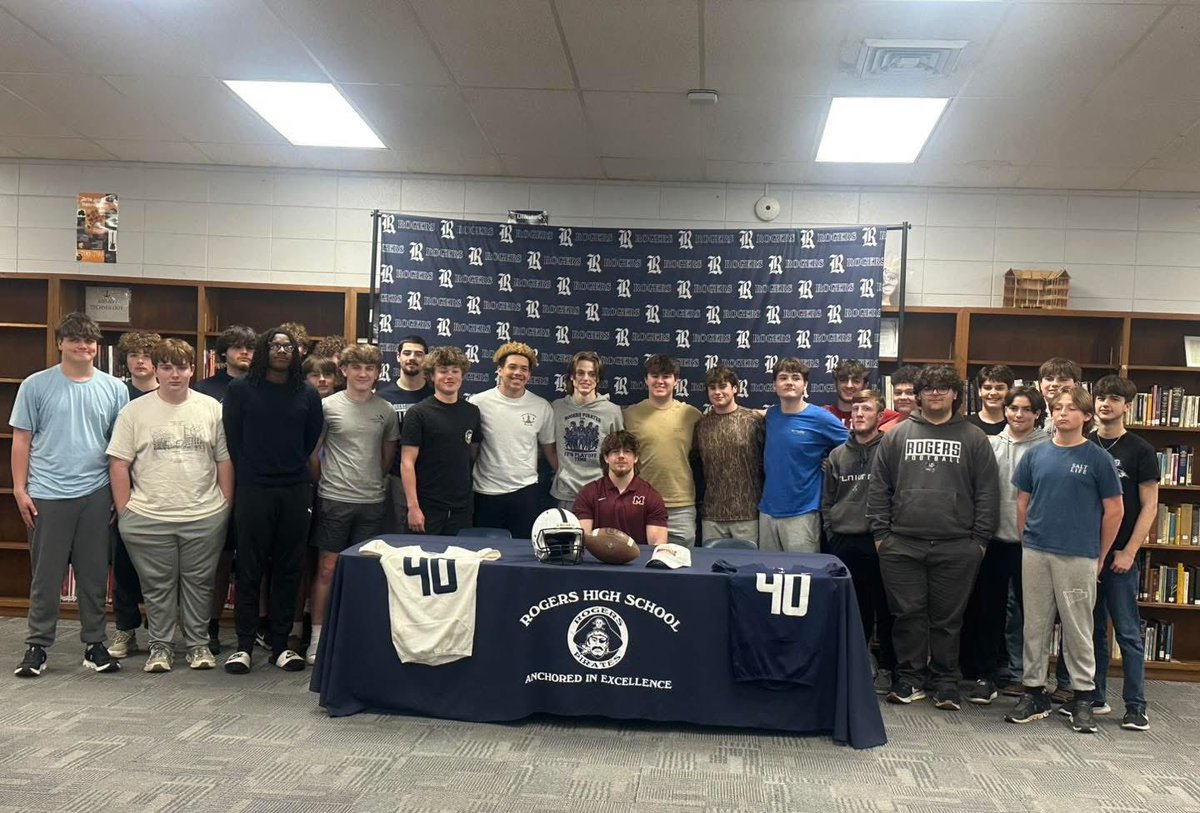 Rogers Pirate Football tweet media