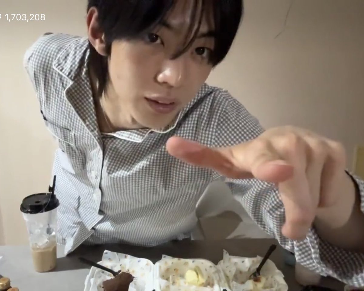 븨알콘.... 팬미팅.... 컴백....콘서트.... 준비 됐나 42들..... (아뇨 아직이요)