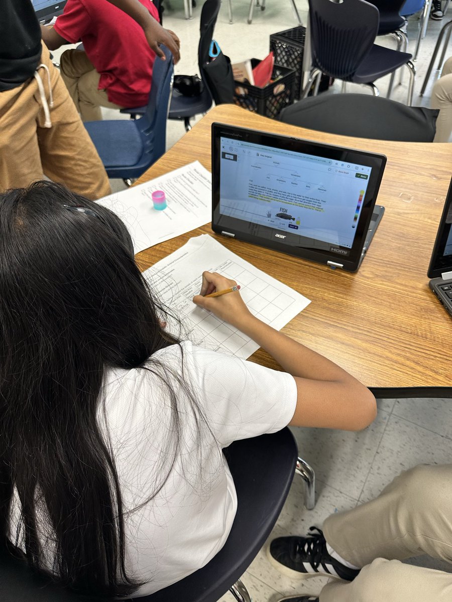 Caitlin Sabers tweet media