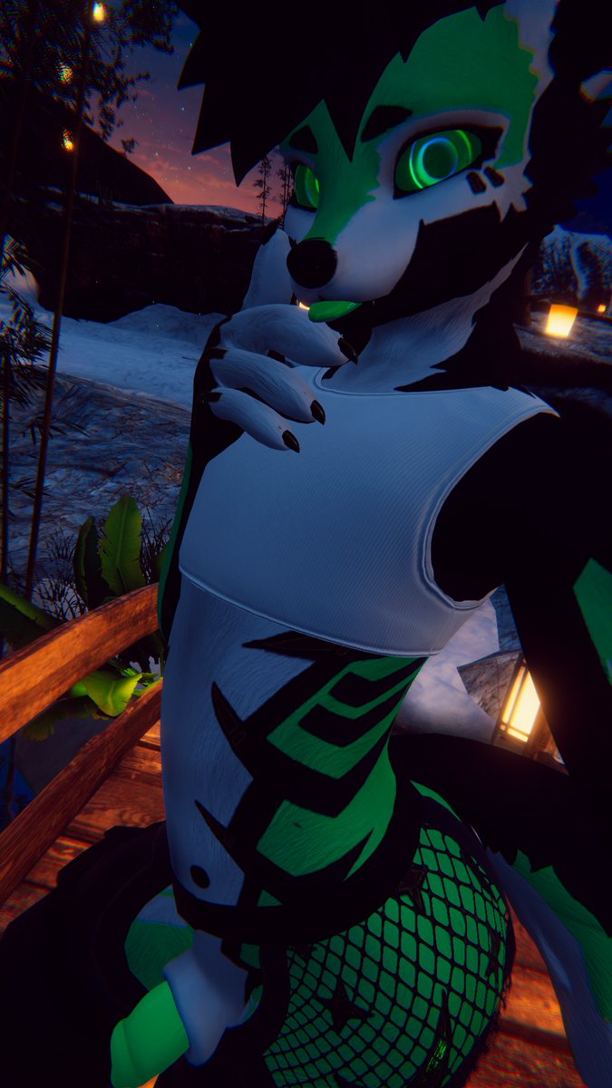 He-licss tweet media