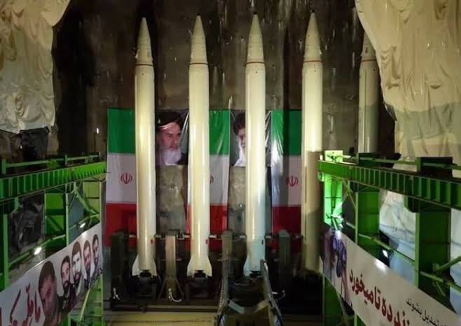 Ballistic missile launched to TEL AVIV.