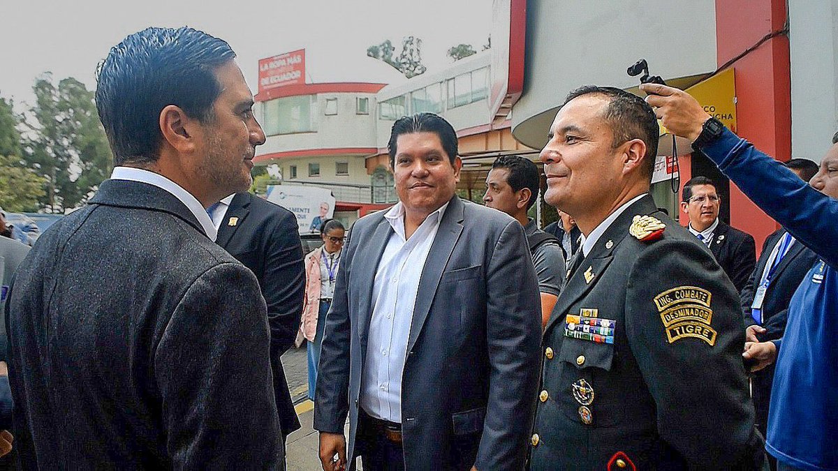 Arcotel_ec's tweet photo. 🔍 El cantón Rumiñahui ya cuenta con agencia del @RegistroCivilec, inaugurada con la presencia del Director Ejecutivo de la ARCOTEL, @JorgeHoyosZ

Este importante hito fortalece la prestación de servicios públicos, promoviendo una atención más eficiente y moderna. https://t.co/7HzE6hMXmw