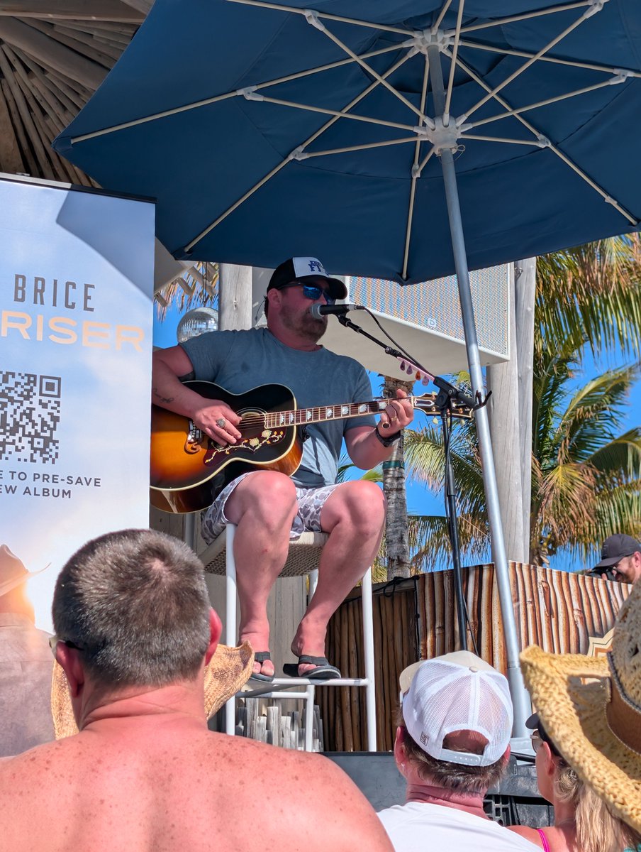 Tony Armstrong tweet media