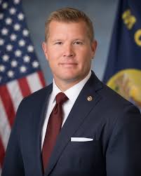 DougWahl1's tweet image. SHOULD HE BE CHARGED WITH ASSAULT?

Senator Tim Sheehy dragged a Marine veteran out of a room while he was peacefully protesting the war against Iran, possibly breaking his arm. 

Your thoughts?