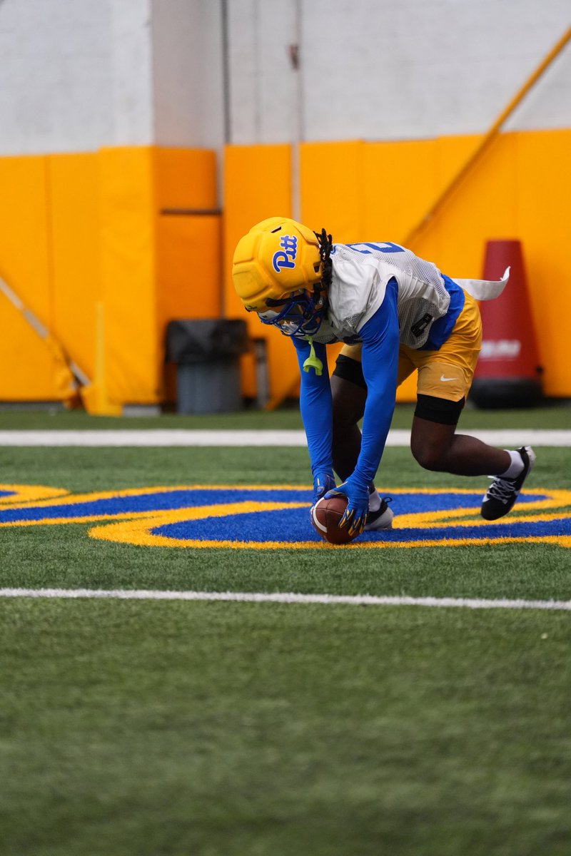 Da’Ron“Daedae”Barksdale⚡️3⭐️DB tweet media