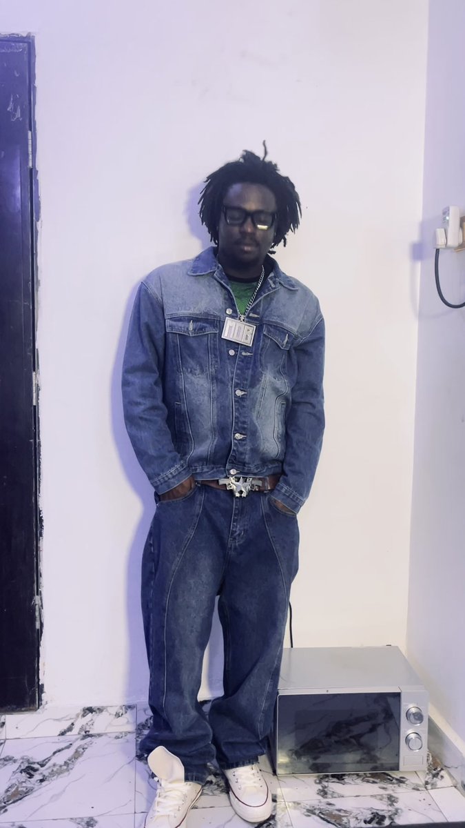 Fresh outta the microwave in my Canadian tuxedo!!!