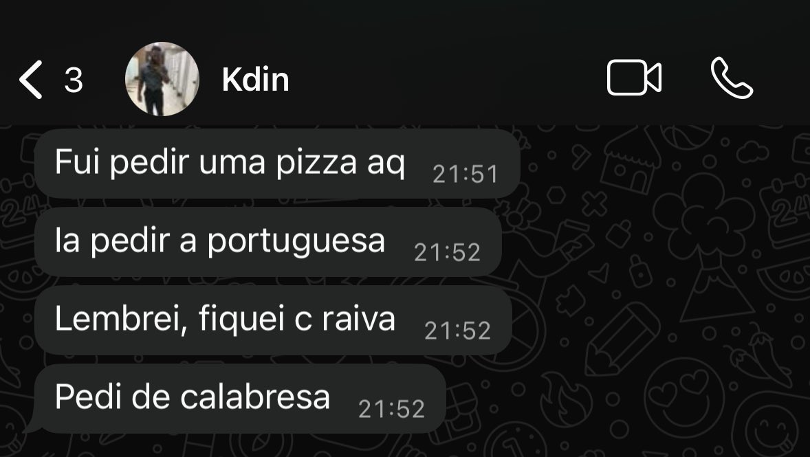 Hater de escanteio curto e cardápio QR Code tweet media