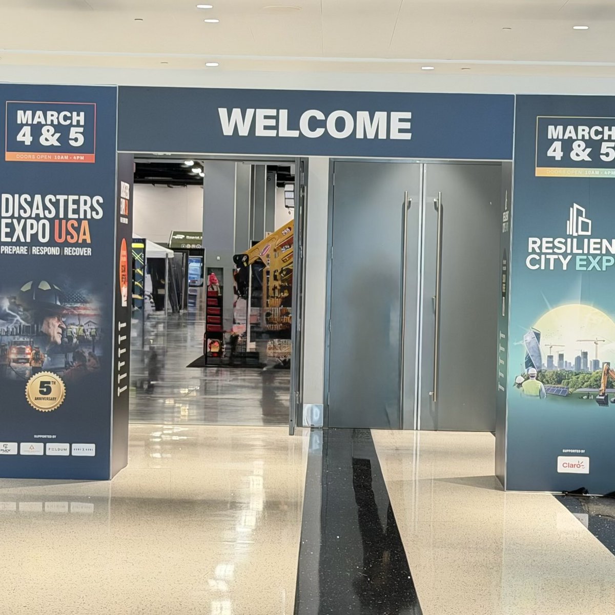 Luminous Egress tweet media