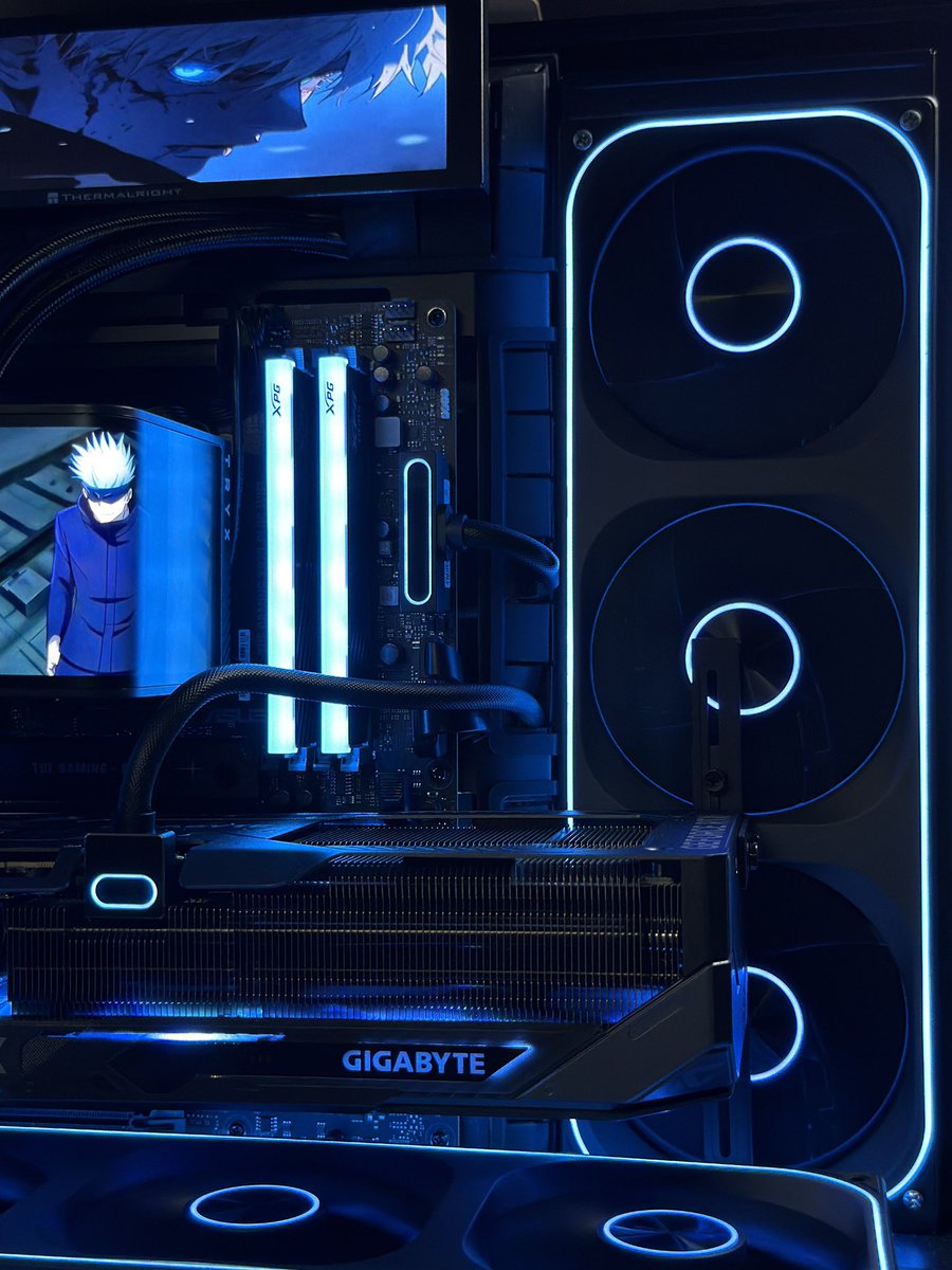 HardCore pc tweet media