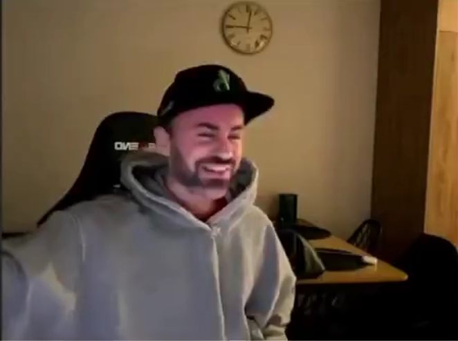 corner read tweet media