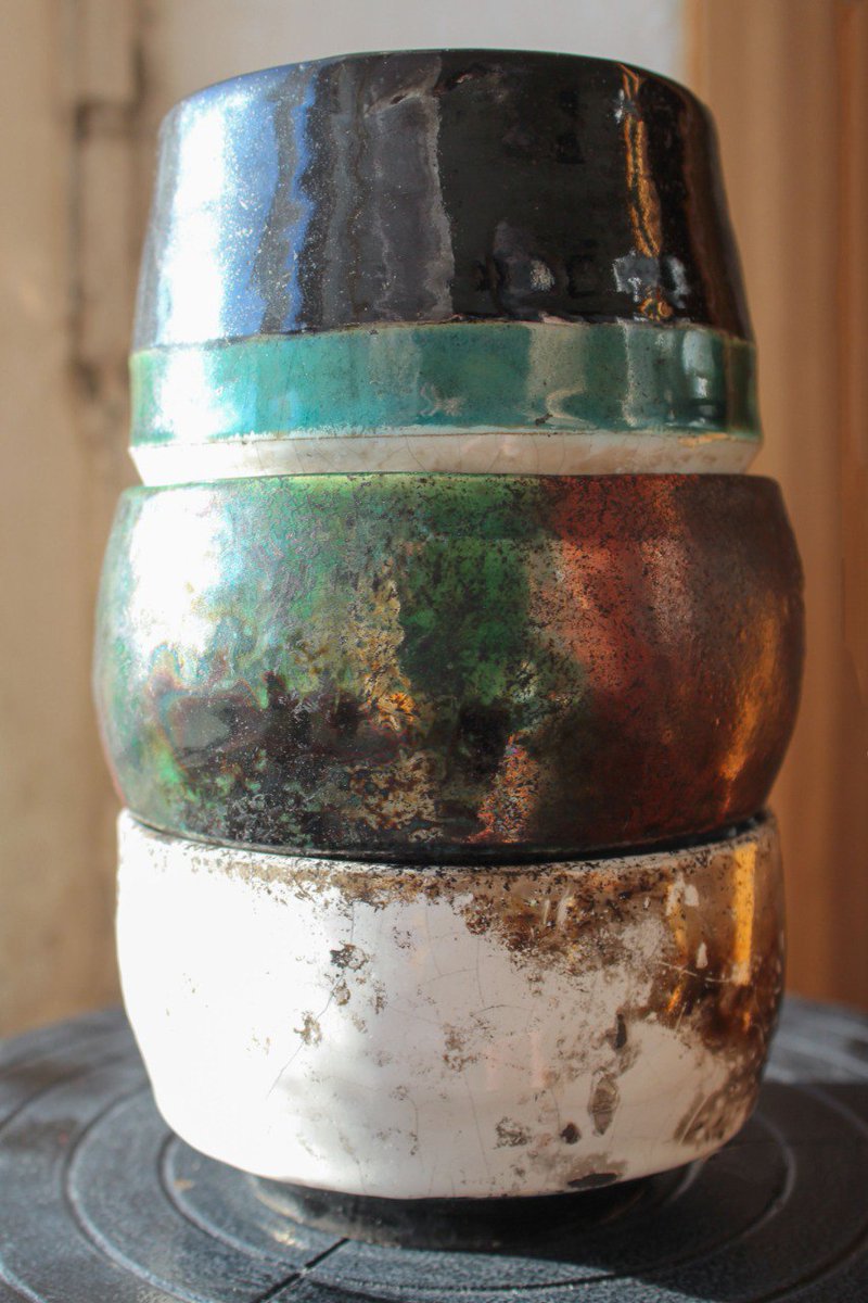 P13501291's tweet photo. Magic of copper glaze #ceramic #keramika https://t.co/SkBkWgTIee