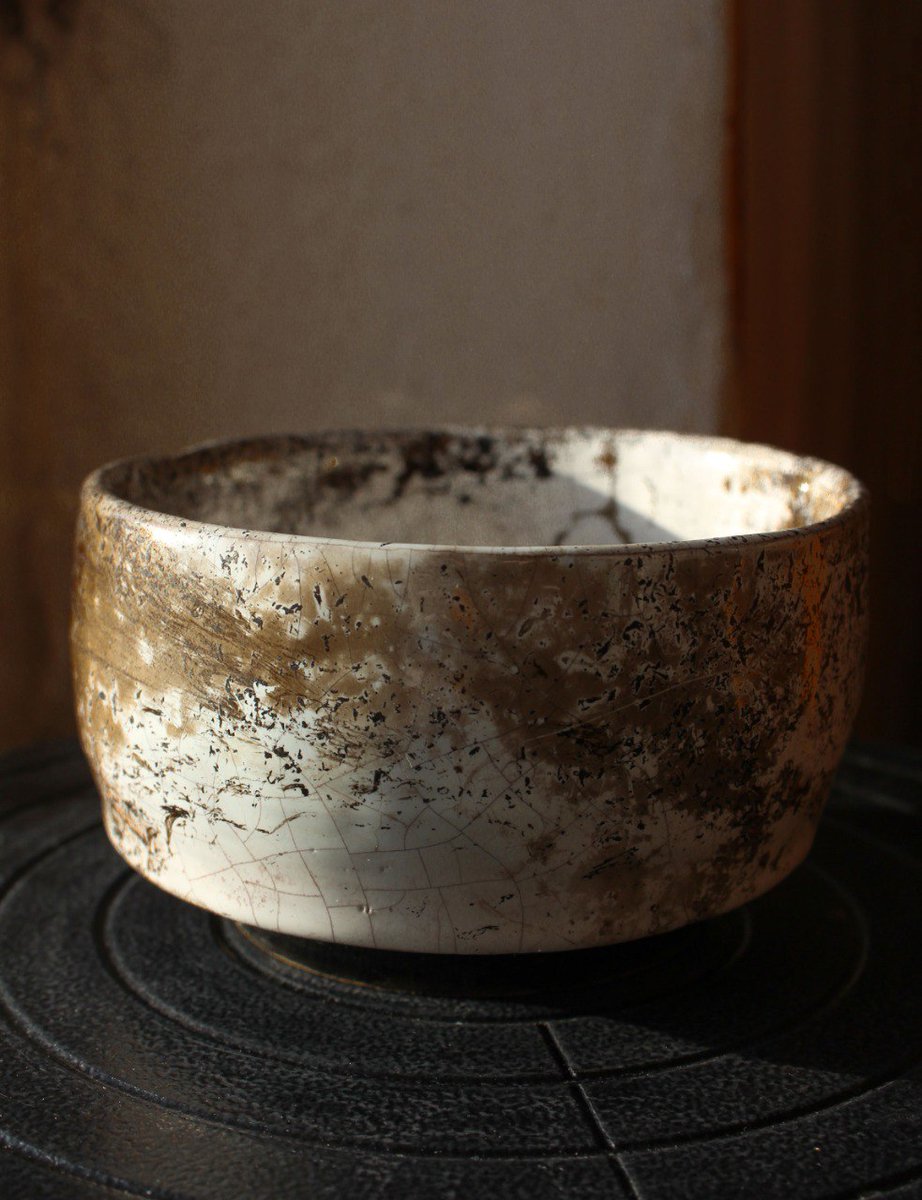 P13501291's tweet photo. Magic of copper glaze #ceramic #keramika https://t.co/SkBkWgTIee