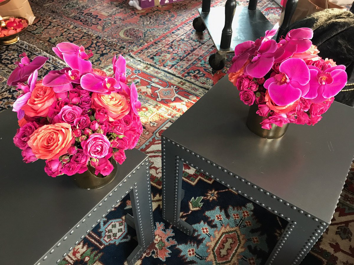 FloralStudioNYC's tweet photo. Lovely flowers for a get together in the Flatiron area of Manhattan
#wallstreet #corporate #manhattan #nyc #events #PublicRelations https://t.co/LLEIPtYPUk