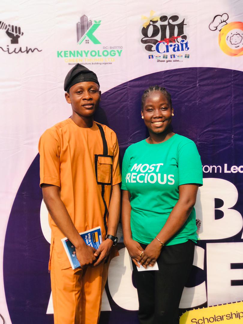Ade_bola03's tweet photo. With my good Senator @Ogo_Oluwa9 💯
#MOSTPRECIOUS https://t.co/SC4hkuE4vO