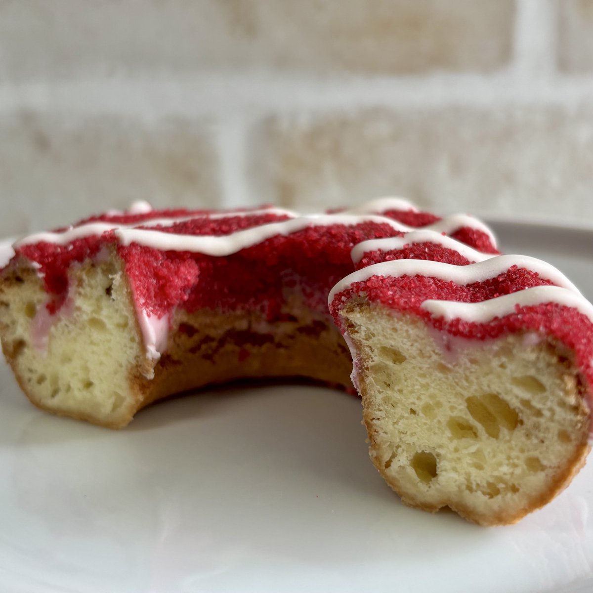 🍩ミスド 🍓ストロベリーシュガーファッション 🔍¥205/417㌍/9×8.5×2.5