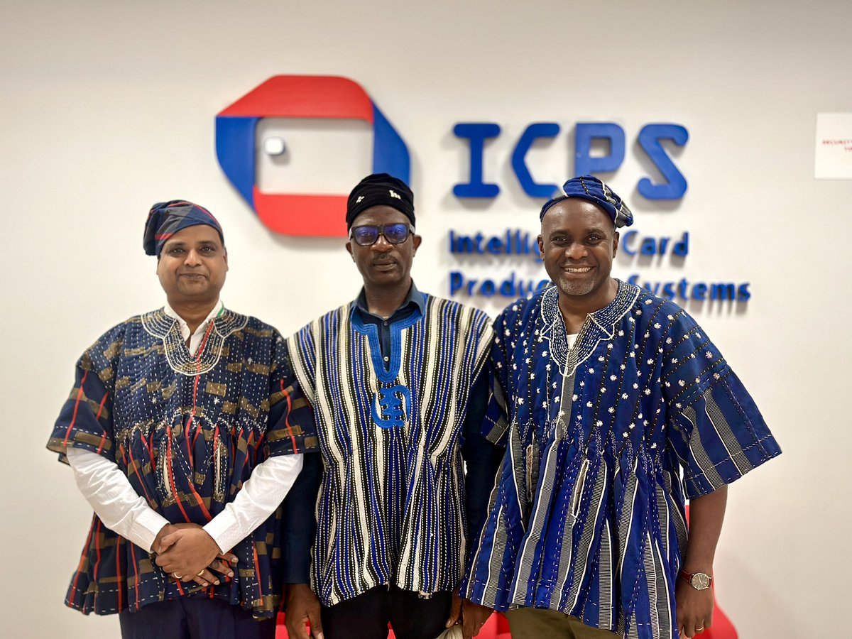 MarginsGroup's tweet photo. Ghana Month is here, and we're celebrating in full color.
Margins ID Group kicked things off with the nationally acclaimed #FuguWednesday, and our team did not disappoint.

#MIDG #MarginsGroup #Fugu #GhanaMonth https://t.co/wYw8dJ3Jxl