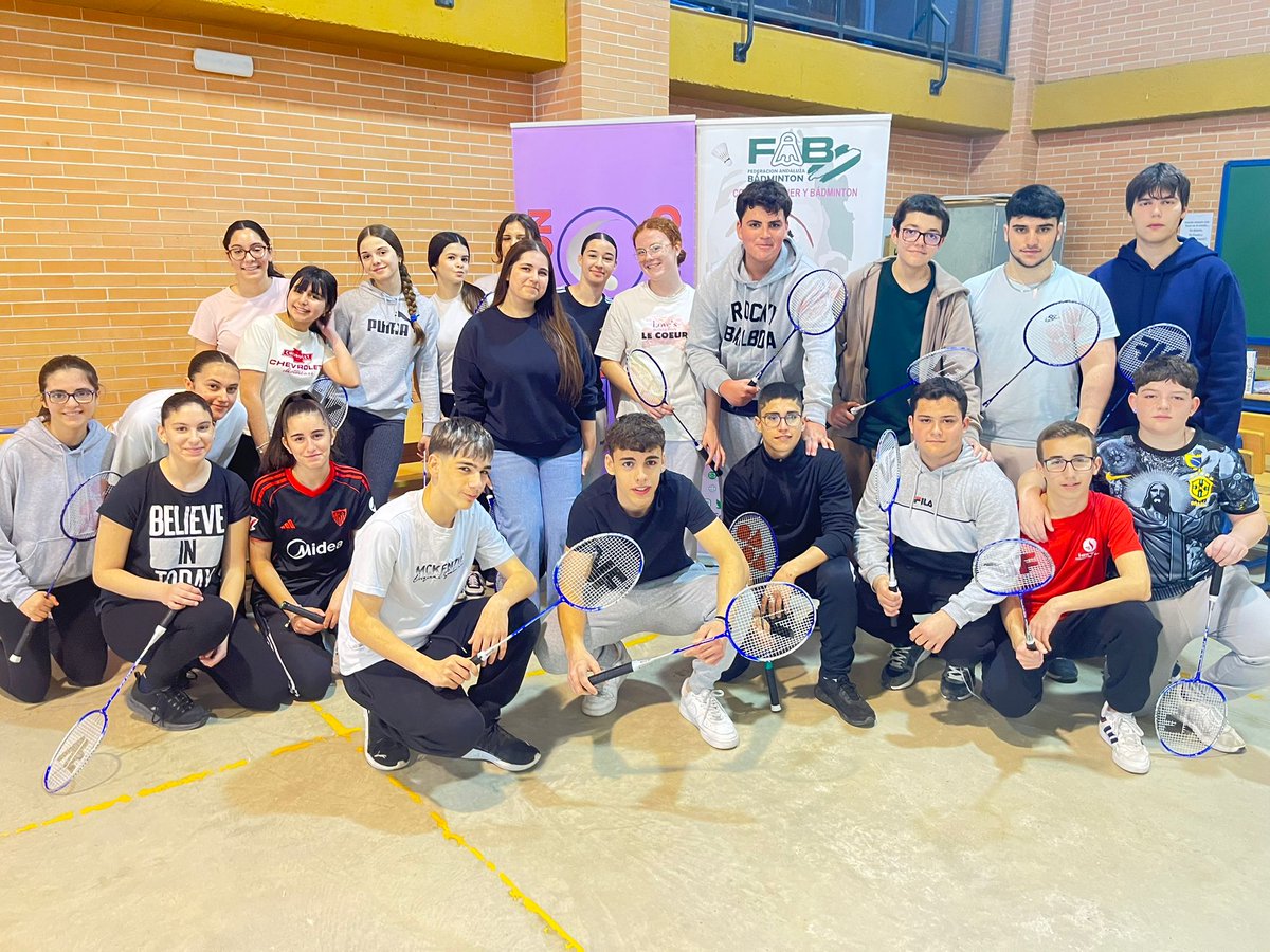 Fed_And_Bad's tweet photo. 📢📢La semana de la Mujer y Bádminton ha dado el pistoletazo de salida en La Rinconada 
https://t.co/YHgSbL8tSB

@AytoHuelva  #AndalucíaRegiónEuropeaDelDeporte https://t.co/6nzAUNmSlo