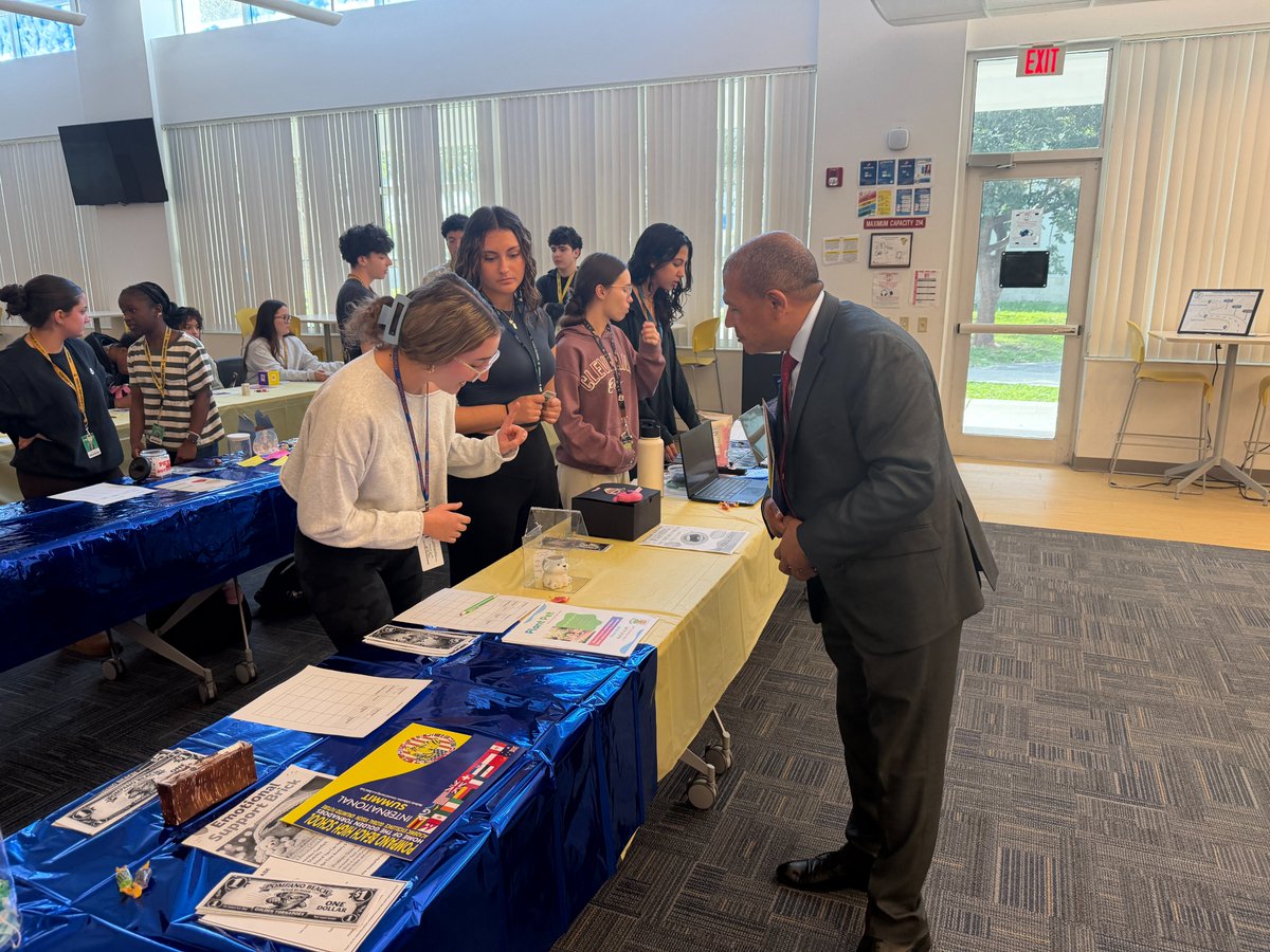 Pompano Beach High tweet media