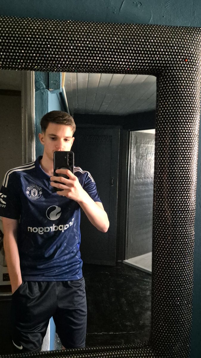 FLC POKMAN tweet media