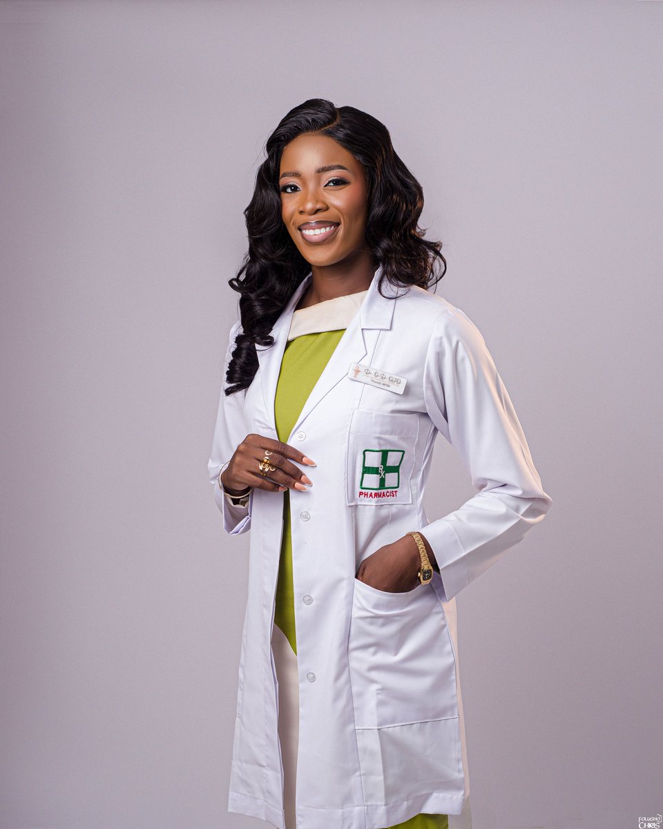 Reintroducing🥁🥁🥁

Dr. Onikepo D. Ojo (PharmD, UI)

The overall 4th best graduating student (3.76/4.0 cgpa)

Distinction in Pharmacognosy and Herbal Medicine 
Distinction in Pharmaceutical microbiology and bioinformatics 
Distinction in Social and Administrative Pharmacy