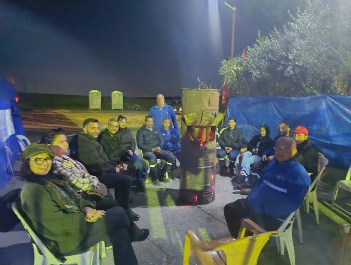 TKP Kıbrıs örgütü Ektam işçilerinin yanında. Grevlerinin 27. Gününde işçileri grev çadırında ziyaret ettik.
Ektam işçisi kazanacak patronlar kaybedecek!

<a href="/tkpninsesi/">TKP</a>
@dev_is_sendikasi