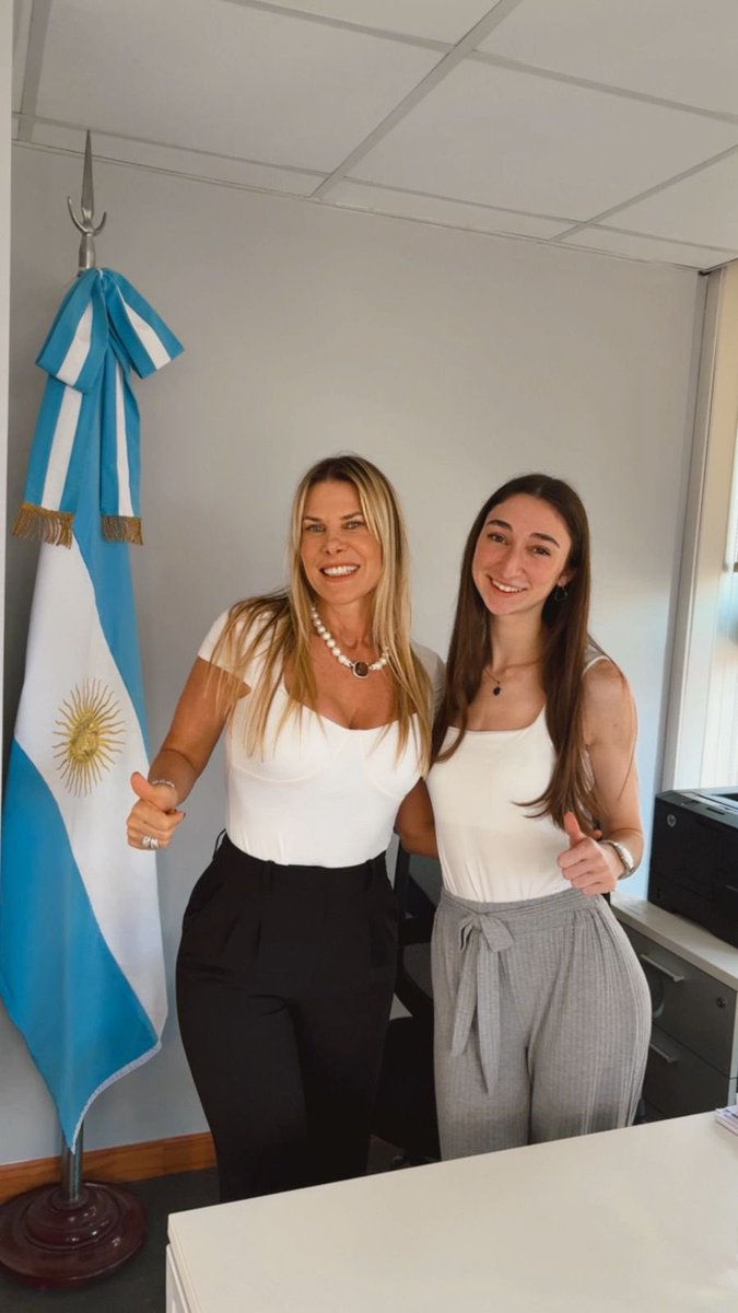 Con la genia de <a href="/KarenReichardt1/">Karen Reichardt1</a> 🤍