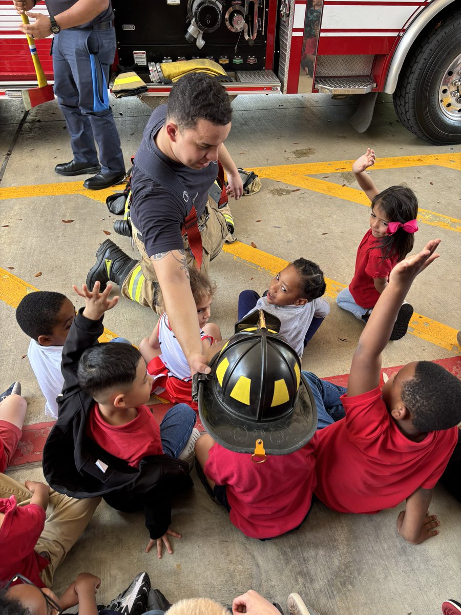 Red Elementary STEM Magnet School tweet media