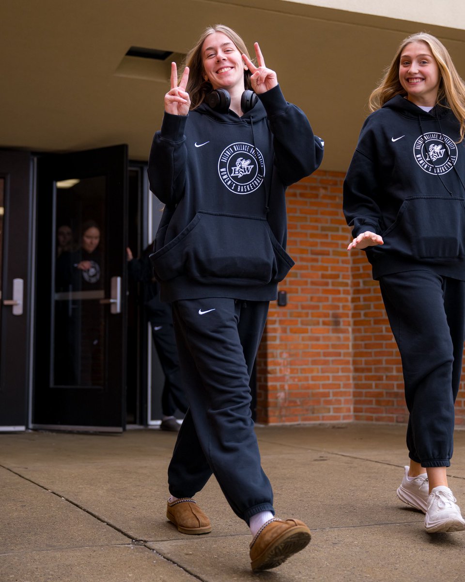 BW_wbasketball's tweet image. ncaa roadtrip 🚌

#AllInForUs #d3hoops