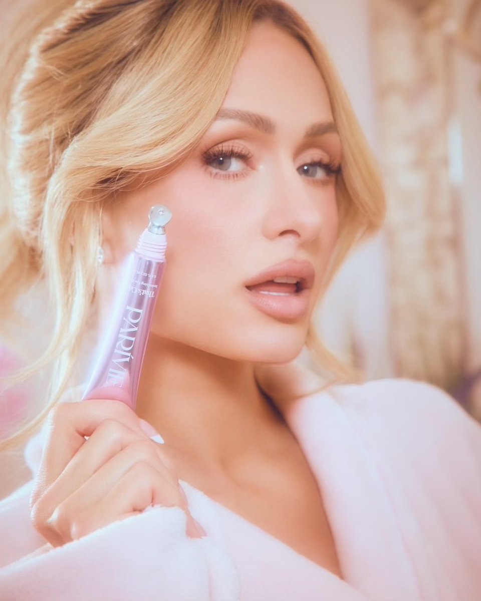 Paris Hilton tweet media