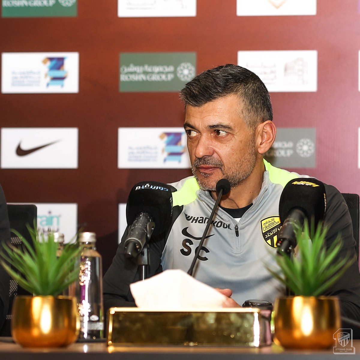 ittihad's tweet photo. 📝| المؤتمر الصحفي للمدرب كونسيساو المصاحب لمواجهة #الاتحاد_الاهلي ⚽️🎙️ https://t.co/FqKBHMAIoo