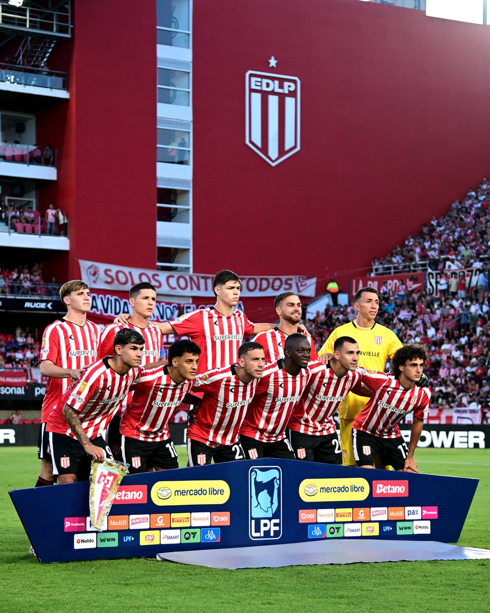 HistorialUno's tweet photo. #EDLP 🆚 #Velez
📅 Lun, 2 de Marzo 2026.
⚽️ 0-1
🏆#TorneoApertura2026

⬆️ Victorias: 68 (50,75 %)
↔️ Empates: 36 (26,87 %)
⬇️ Derrotas: 30 (22,39 %) https://t.co/bMiUyNboy9