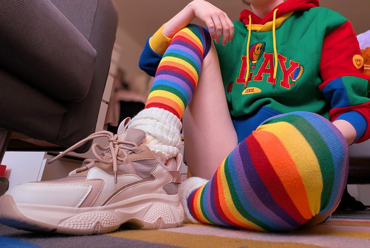 Ninny 🌻 Pony Vtuber tweet media