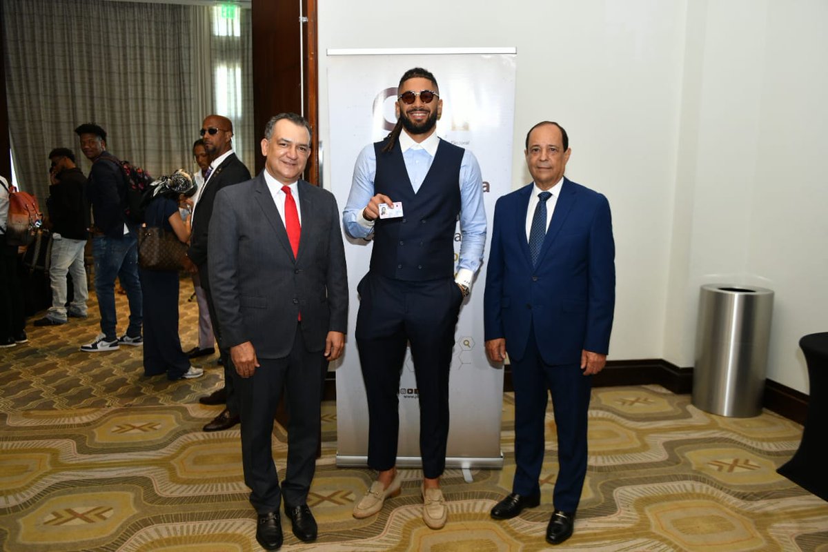 juntacentral's tweet photo. #JCEInforma | JCE entrega nueva cédula a integrantes de la selección dominicana del Clásico Mundial de Béisbol 2026

Amplía aquí 🔗https://t.co/HcjoV0aKix https://t.co/TF9mys3o9s