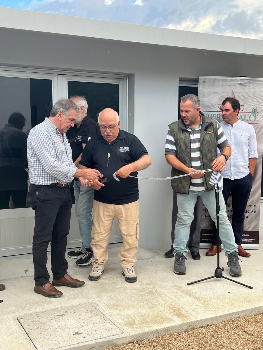 Coloniavanza30's tweet photo. Ayer en #JuanLacaze inauguramos las obras del archivo y reserva del #MuseoPuertoSauce.
Cuidar nuestra historia es cuidar lo que somos. Me alegra seguir avanzando junto al #alcalde @DaríoBrugman y a toda la comunidad.
#coloniaavanza https://t.co/r0fomgWw4p