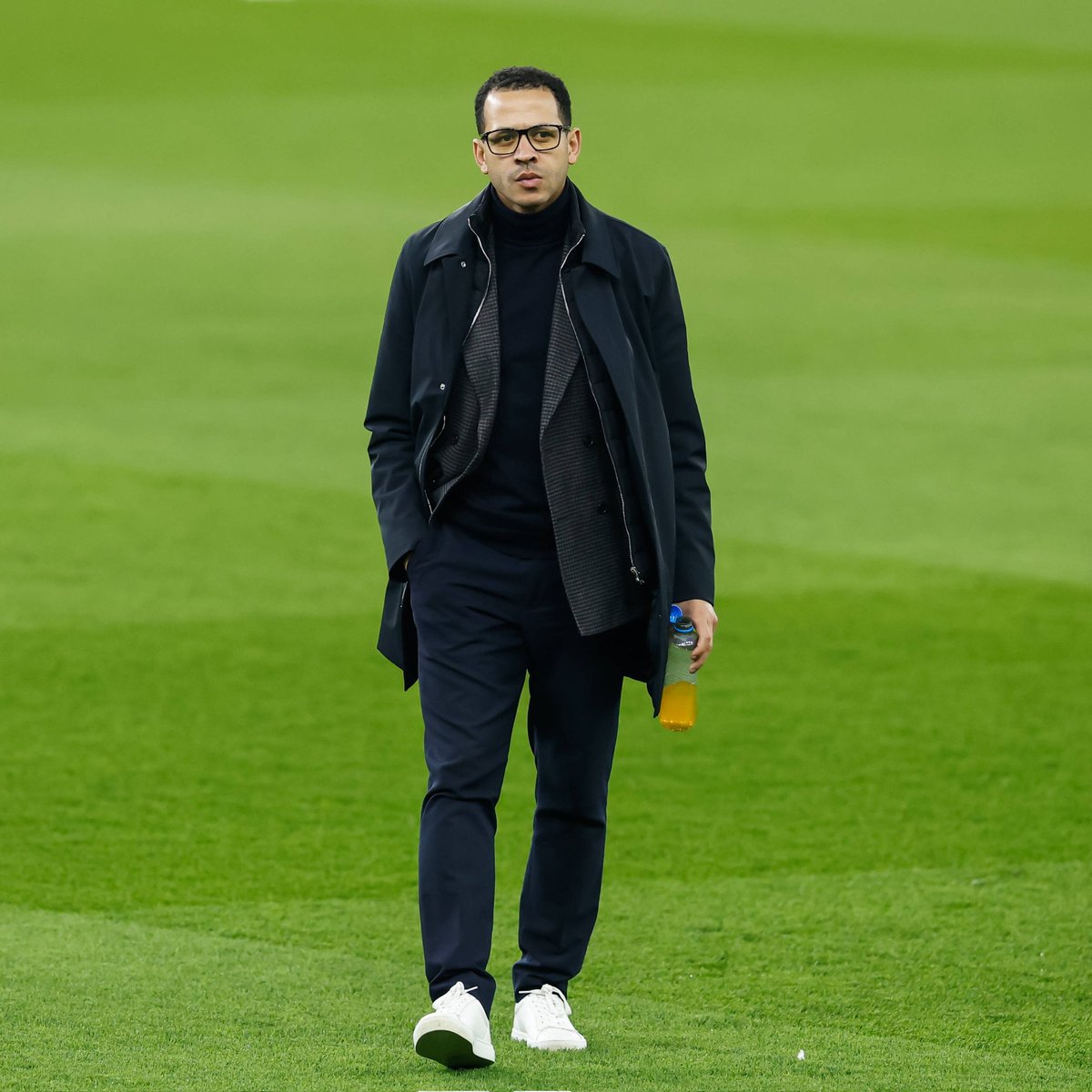 Tech Bro dealing with Aston Villa. 

Man City should be worried. 

Advantage Arsenal.