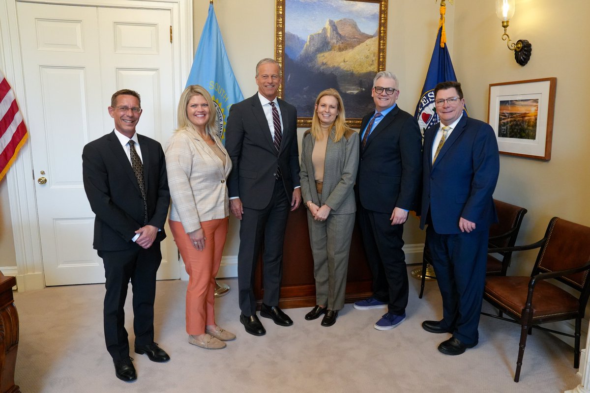 Leader John Thune tweet media