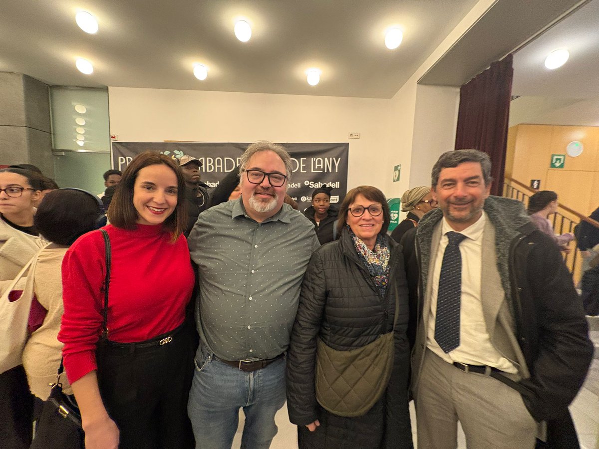 Cesc #Llibertat 🎗 tweet media