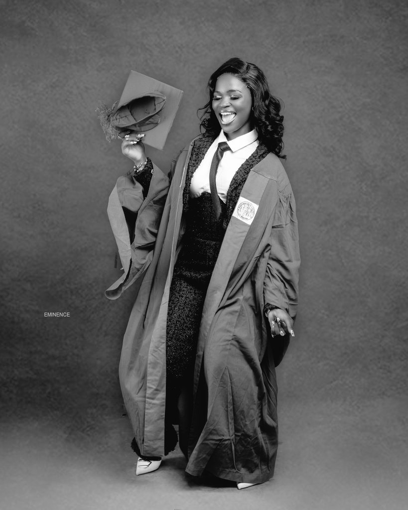 EBUN OLUWA tweet media