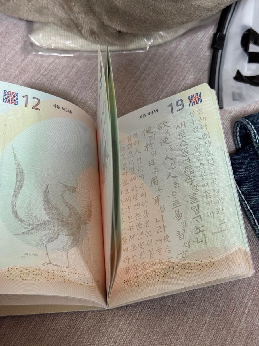 芙宁娜娜💙Furinana (王者归来版） tweet media