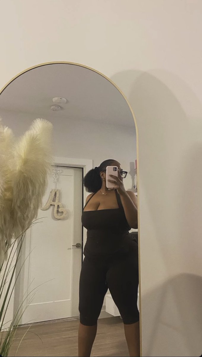 𝙻𝚎𝚡𝚒𝚎 tweet media