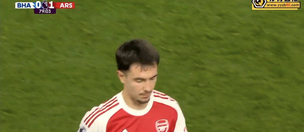 22 passes in 79 mins of football
Raya completed 21
#ass