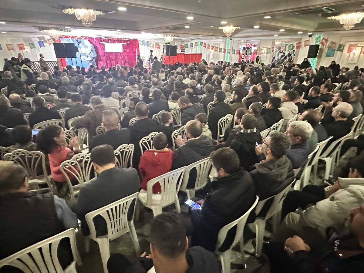 • İftar sonrası düzenlenen hasbihal programına katıldı. 

#RamazanRuhunuYaşat