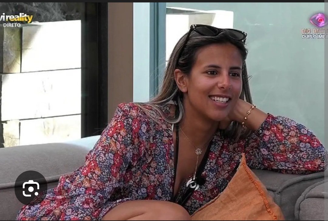 TelmaFreire13's tweet photo. A ver este ss meu deus... não é saudade é mesmo falta de ar... #teambeta🍸 #teamines 💋 #sstvi https://t.co/ZABMUdL40b