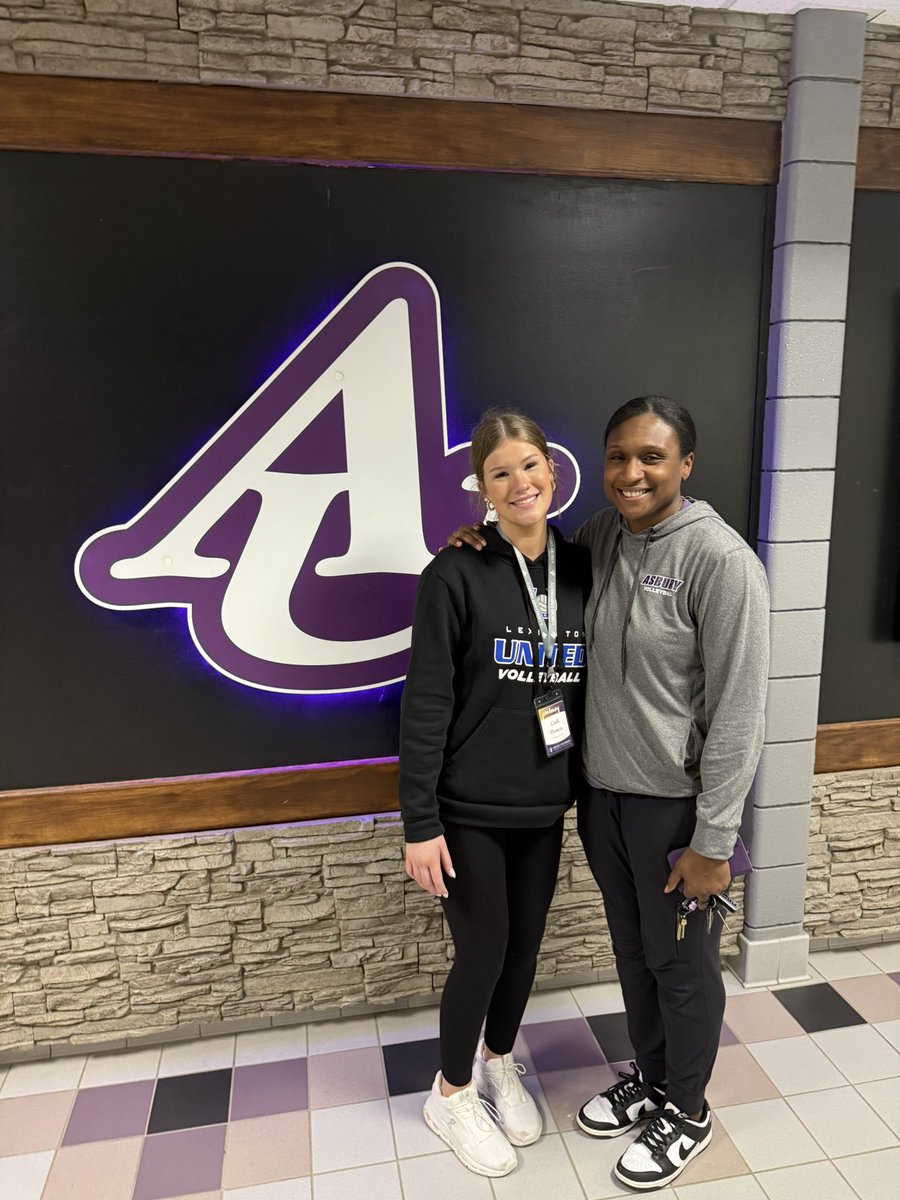 Carli Dotson tweet media